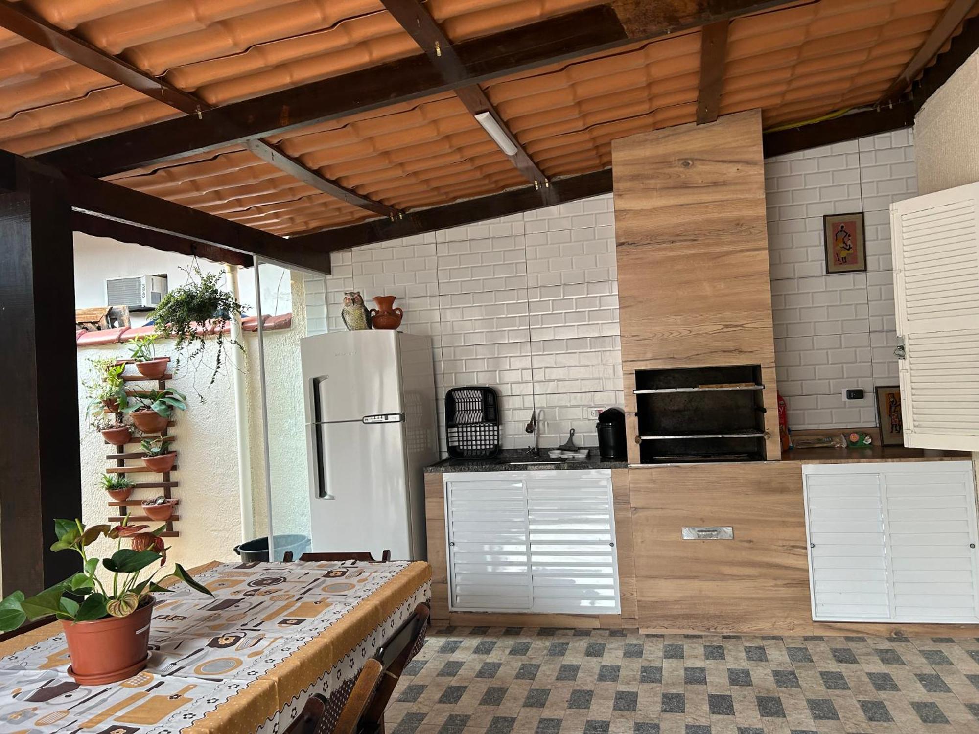 Casa De Praia Em Guaruja A 200 Metros Do Mar Eksteriør bilde