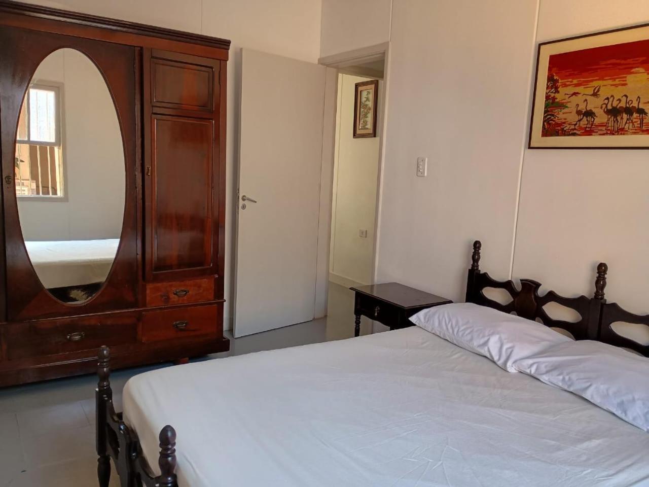 Casa De Praia Em Guaruja A 200 Metros Do Mar Eksteriør bilde